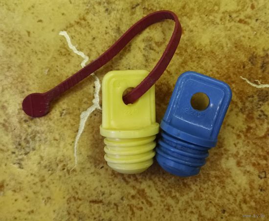 Пробки от грелки,2 шт.