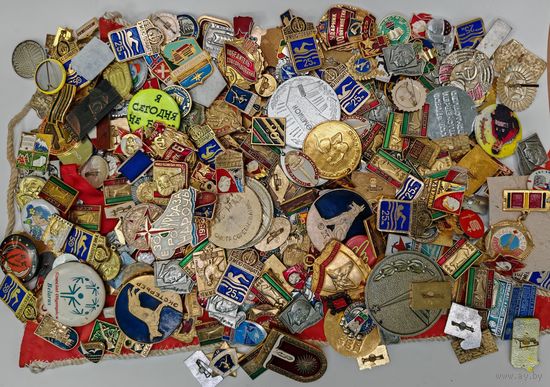 Зночок СССР, и не только одним лотом 320 шт. С рубля