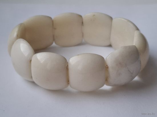 Браслет. Камень
