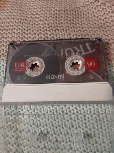 Кассета maxell UR 90. Песни военных лет. Часть 2