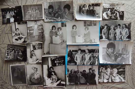 Фото "Советская торговля - лучшая торговля в мире", Минск, 1970-1980-е гг., 19 шт.