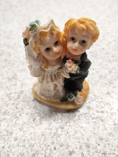 Статуэтка "Молодожены"