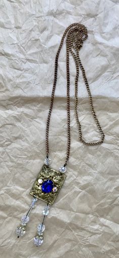 Кулон на цепочке. Колье