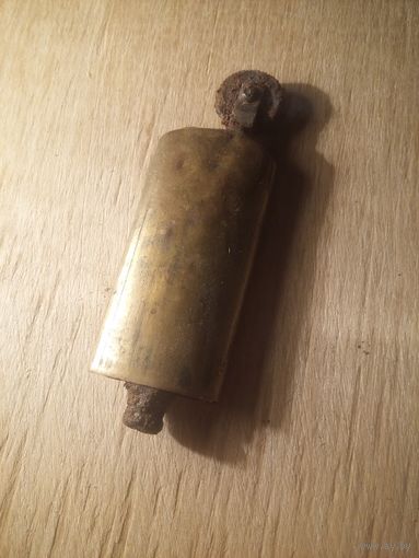 Зажигалка старинная похожа на немецкую