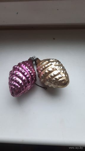 Ёлочгая игрушка,,Шишка,,набор 2 шт.СССР.