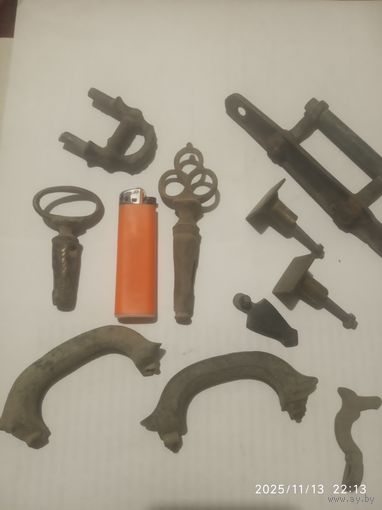 Краники,от Самовара и Старинная Бронзовая форнитура