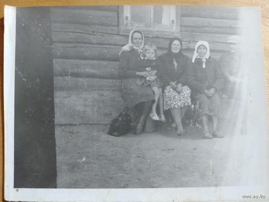 Старое фото в деревне