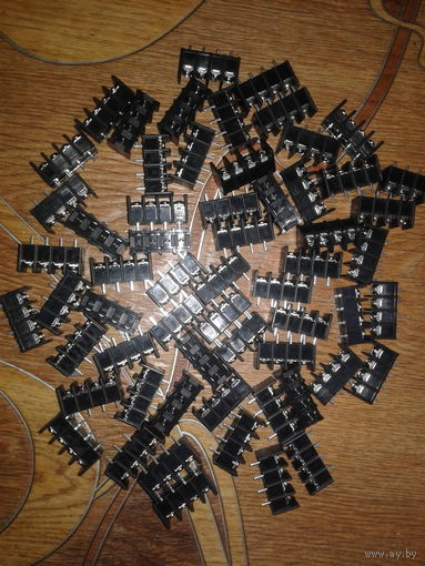 Клемники 50шт. 10р. за все.