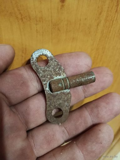 Ключ к настенным часам Янтарь