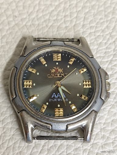 Часы кварцевые с Рубля