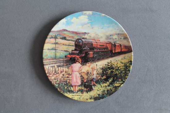 Тарелка коллекционная настенная [Англия, The Royal Scot, Bradex #26-B10-1.4] D=19см.