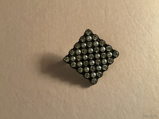 Брошь Ромб стразы и жемчуг Англия винтаж