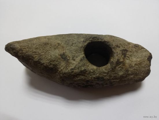 Древний каменный топор сверленый большой