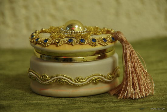 Шкатулка