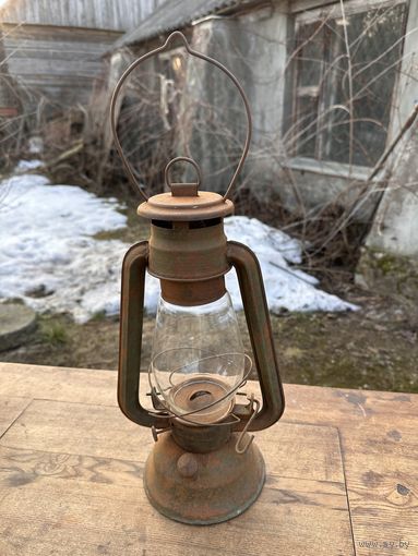 Керосиновая лампа