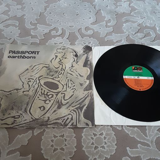 PASSPORT - 1982 - EARTHBORN (EUROPE) LP