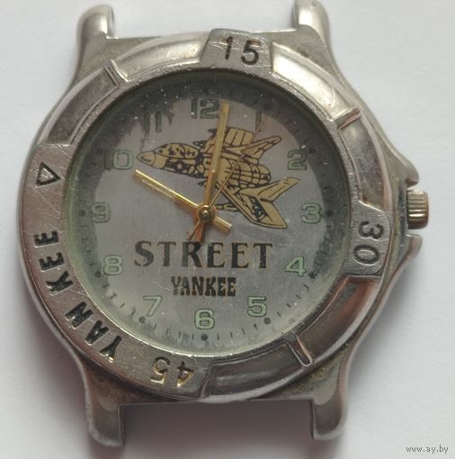 Часы кварцевые Street Yankee. На ходу