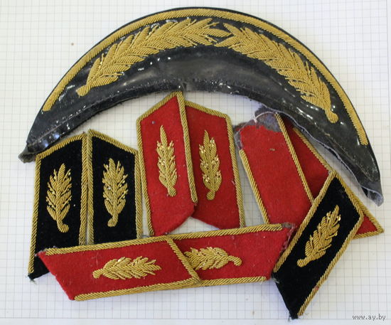 Петлицы генерала СССР и Козырёк