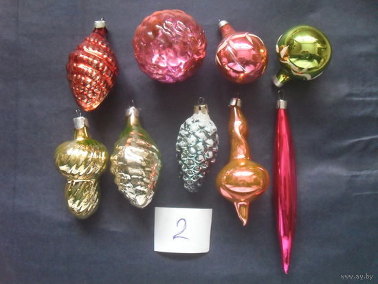 Ёлочные игрушки.
