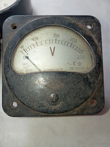 Вольтметр Э421 , 1963 года .