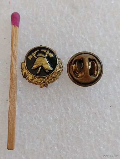 Знак-фрачник. Пожарная охрана. тяжёлый, цанга