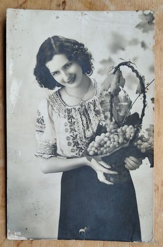 Старая поздравительная открытка. Италия. Подписана.