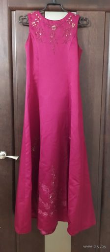 Платье нарядное размер 40