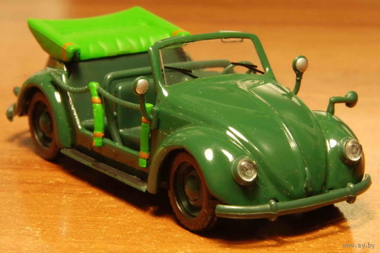 Модель автомобиля Фольксваген-Жук "кюбельваген" 1948 г. 1:43 (европейская журналка "Victoria")