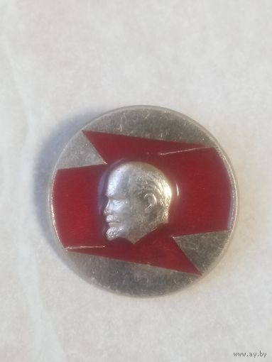 Значок. В. И. Ленин.