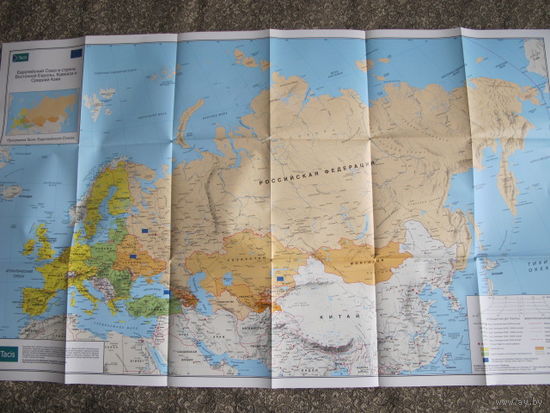 2 большие (60х100 см) карты стран Евросоюза, Восточной Европы, Кавказа и Средней Азии (идентичные - на русском и английском, 2004 г.)