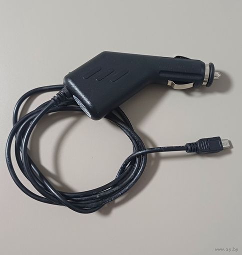 Автомобильное зарядное устройство для регистраторов.навигаторов,телефонов