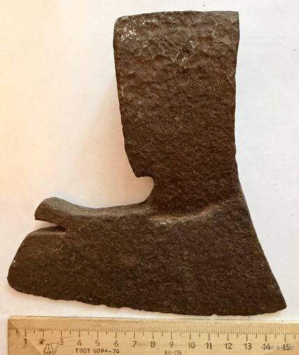 Топор старый 3