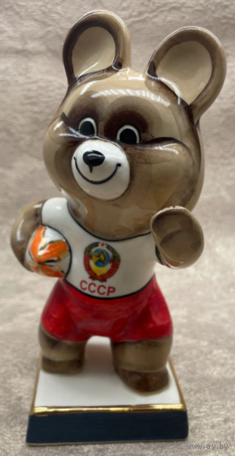 Статуэтка Олимпийский Мишка Регбист Вербилки