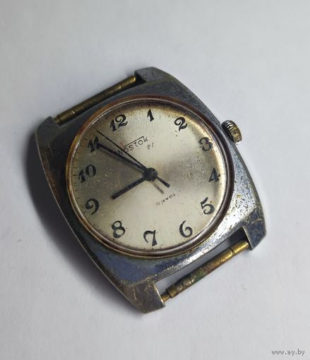 Часы Восток . СССР . идут . С рубля без МЦ Всё с рубля без МЦ.