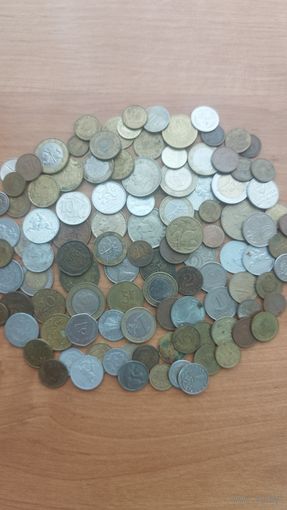 Сборный лот. Больше 100 монет.
