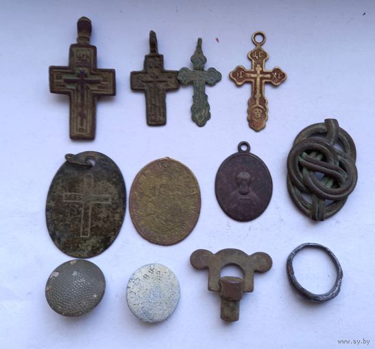 Крестики,Ладонки,Пуговицы и др.