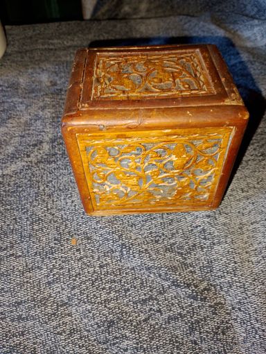 Шкатулка ссср, деревянная шкатулка  с откидной крышкой