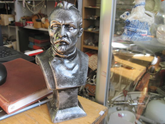 Ф.Э. Дзержинский 20,5 см.