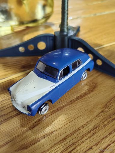 Модель деагостини для конверсии или на запчасти с рубля