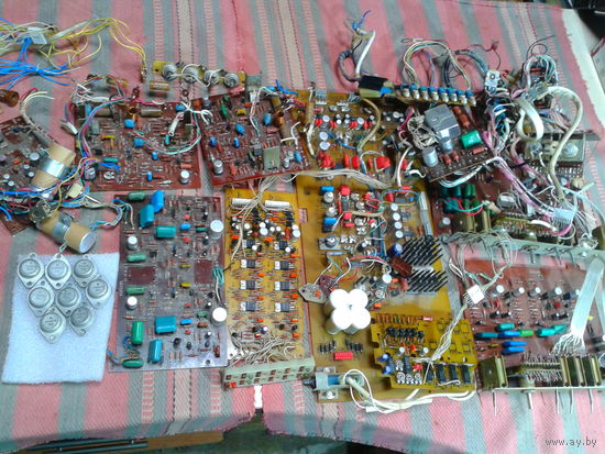 Платы с радиодеталями