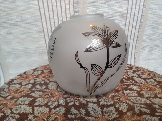 Плафон для люстры, бра, высота 12см, ширина 12см, отверстие под патрон 4,5 см