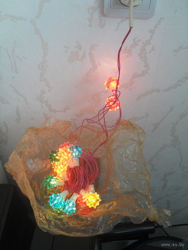 Гирлянда электрическая елочная "СНЕЖИНКА -2".В коробке и с инстукцией.Новая.