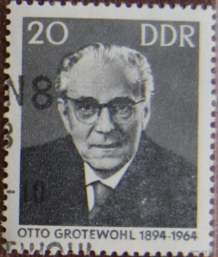 ГДР 1965  Памяти Отто Гротеволя