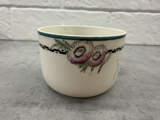 Чашка. Песочное. Раннее. 30/тых годов.   Распродажа коллекции!!!