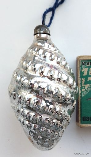 Ёлочная игрушка. Л-21.