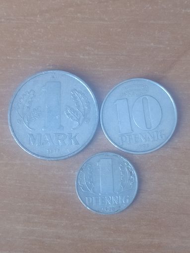 Набор монет ГДР.