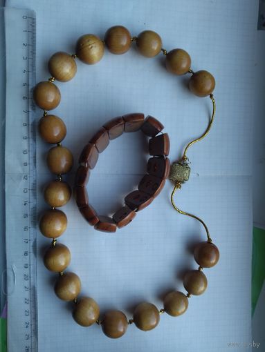 Бусы и браслет винтажные