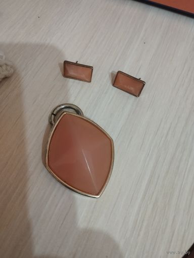 Подвеска с серьгами 80 г привозное