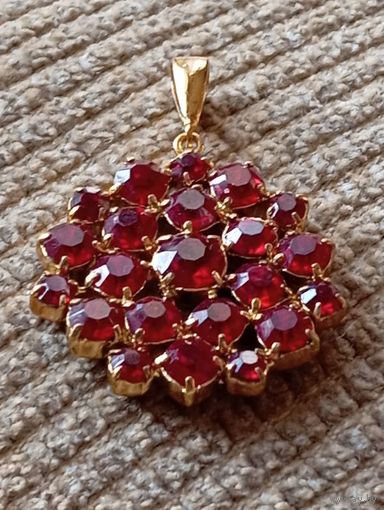 - КУЛОН-ПОДВЕСКА Германия 1950-ые Д 3 см