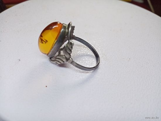 С рубля без мц. кольцо-перстень женский с плав янтарем. 2ФЯ фЗвезда925пр. диам 1.8х1.9см. на тонкий палец.